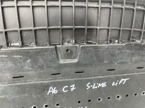 Osłona pod zderzak Audi A6 C7 Lift S-line płyta dolna 14-18r. oryginalna 4g0890432f 4g0807611e