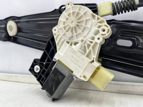 Podnośnik szyb BMW 5 F10 sedan F11 kombi 10-17r. LEWY tylny mechanizm silniczek lewy tył 6 pin 7182613