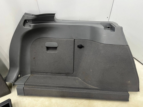 Tapicerka Chevrolet Nubira III J200 KOMBI 05-12r. wykładzina wkład mata dywan schowek styropian boczki bagażnika KOMPLET