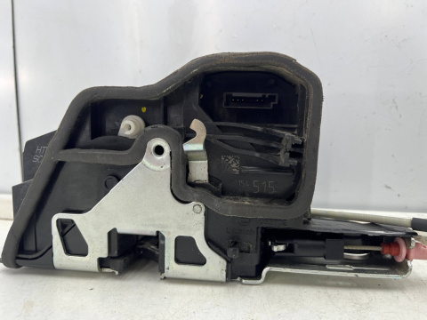 Zamek drzwi BMW 5 F10 sedan F11 kombi 10-17r. LEWY tylny z dociągiem SOFT CLOSE linki lewy tył 7185689 4153310400