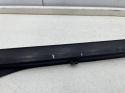 Listwa Porsche Panamera II 971 16-23r. lewa przednia dolna listwa zewnętrzna drzwi uszczelka 971837511a