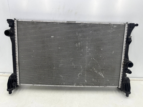 Chłodnica wody Mercedes Sprinter III w907 w910 2018r.- 220CDi 2.0 CDi ORYGINALNA SZCZELNA a9105000200