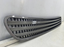 Kratka maski BMW 7 E65 E66 E67 01-08r. wlot zaślepka górna maski 82232238