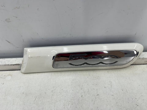 Listwa Fiat 500 2007r.- lewa nakładka błotnika tylnego lewy tył 735431949