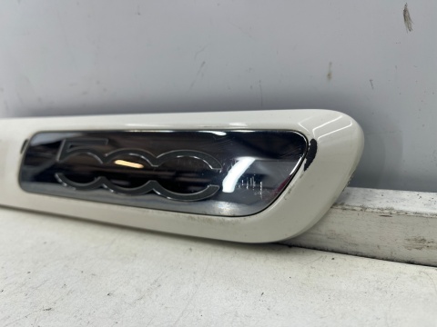 Listwa Fiat 500 2007r.- lewa nakładka błotnika tylnego lewy tył 735431949