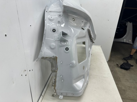 Ćwiartka Porsche Cayenne III 9y3 COUPE 19r.- prawy tylny błotnik poszycie prawy tył 9y3810652b 9y3809650b