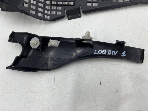 Podszybie Dacia Logan 1 I 05-14r. górne zaślepki uszczelka komplet 8200294316 8200825457