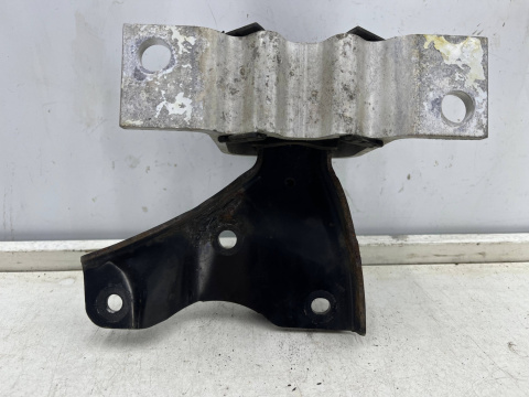 Poduszka silnika Dacia Logan 1 I Sandero 05-14r. 1.6 MPI benzyna mocowanie łapa silnika