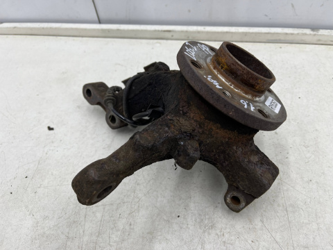 Zwrotnica Dacia Logan 1 I Sandero 05-14r. 1.5 dci 1.6 mpi piasta prawa przednia czujnik ABS prawy przód