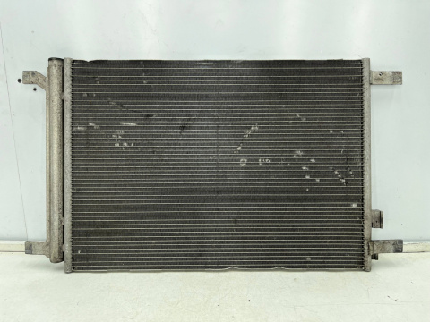 Chłodnica klimatyzacji Vw Golf Passat Tiguan Audi A3 8v Q3 Leon Octavia skraplacz klimy 5q0816411ah