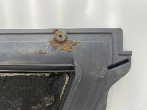 Osłona podwozia Nissan Qashqai I j10 diesel 06-13r. 1.5 dci 1.9 dci osłona dolna silnika płyta