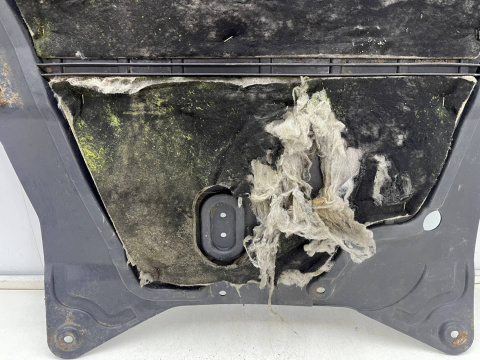 Osłona podwozia Nissan Qashqai I j10 diesel 06-13r. 1.5 dci 1.9 dci osłona dolna silnika płyta