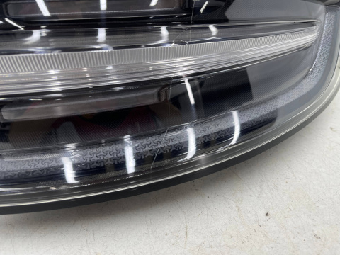 Lampa Porsche Macan I 95b LIFT 18r.- prawa tylna ORYGINALNA prawy tył 95b945092am