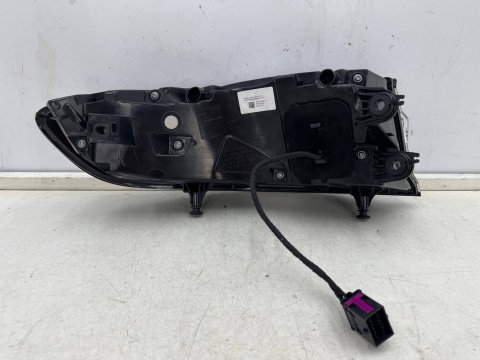 Lampa Porsche Macan I 95b LIFT 18r.- prawa tylna ORYGINALNA prawy tył 95b945092am