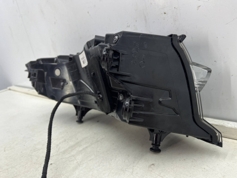 Lampa Porsche Macan I 95b LIFT 18r.- prawa tylna ORYGINALNA prawy tył 95b945092am