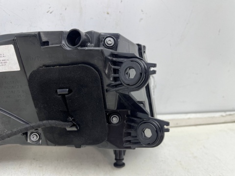 Lampa Porsche Macan I 95b LIFT 18r.- prawa tylna ORYGINALNA prawy tył 95b945092am