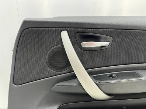 Tapicerka BMW E81 3Drzwi E82 Coupe 04-11r. boczek drzwi prawych przednich pasażera prawy przód 7122654