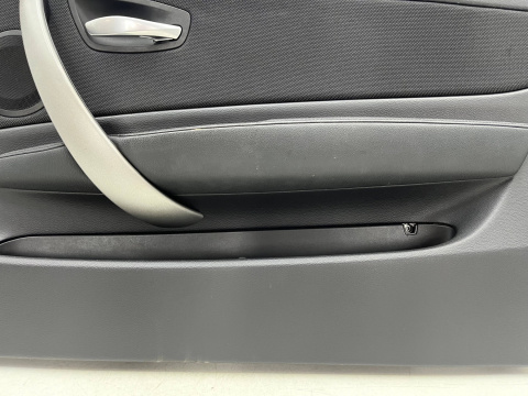 Tapicerka BMW E81 3Drzwi E82 Coupe 04-11r. boczek drzwi prawych przednich pasażera prawy przód 7122654