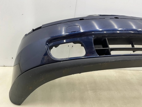 Zderzak przedni Volvo V70 II 2 00-05r. przód spryski 09484239