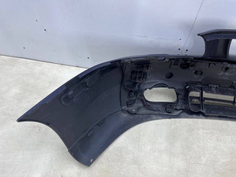 Zderzak przedni Volvo V70 II 2 00-05r. przód spryski 09484239