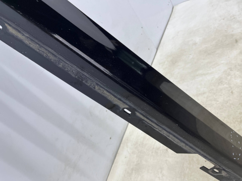 Nakładka progu BMW G30 sedan G31 kombi 17-24r. prawa listwa progowa zewnętrzna Schwarz 2 7387338