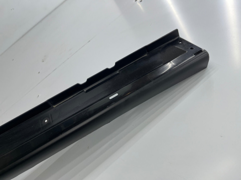 Nakładka progu Mitsubishi Space Star LIFT 19r.- prawa listwa progowa zewnętrzna próg 6512a874 6512a876