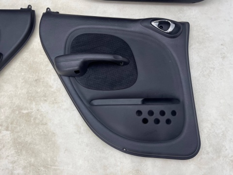 Tapicerka Chrysler PT Cruiser 00-06r. przedlift boczki drzwi KOMPLET prawy lewy tył przód NUMERY