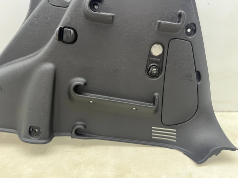 Tapicerka Chrysler PT Cruiser 00-06r. PRAWY boczek bagażnika prawy tył