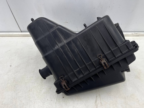 Obudowa filtra powietrza Chrysler PT Cruiser 00-10r. 2.2 CRD diesel 04891456ae