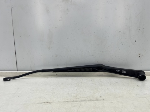 Ramię wycieraczki Chrysler PT Cruiser 00-10r. prawa strona pasażera 