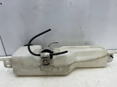 Zbiorniczek spryskiwaczy Chrysler PT Cruiser 00-10r. 2.2 CRD zbiornik na płyn do szyby sinliczek pompka 05288698ag