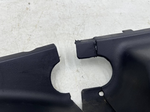 Podszybie Chrysler PT Cruiser 00-10r. górne uszczelka komplet 05027430ac 05027431ac