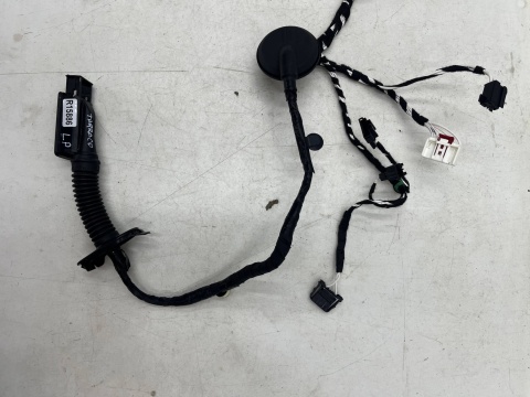 Wiązka Seat Tarraco 2018r.- instalacja przewodów drzwi lewych przednich lewy przód 5fj971120bn