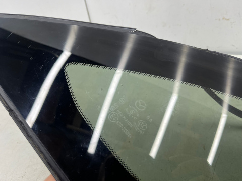 Szyba boczna Mazda CX-3 CX3 14-21r. trójkąt karoseryjna prawa tylna prawy tył oryginalna CIEMNA 