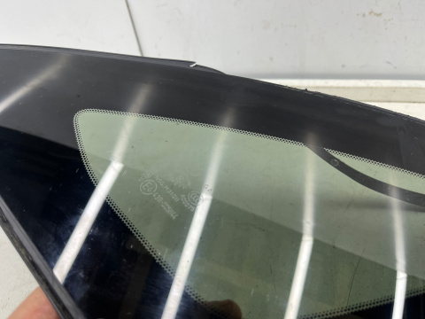 Szyba boczna Mazda CX-3 CX3 14-21r. trójkąt karoseryjna prawa tylna prawy tył oryginalna CIEMNA 