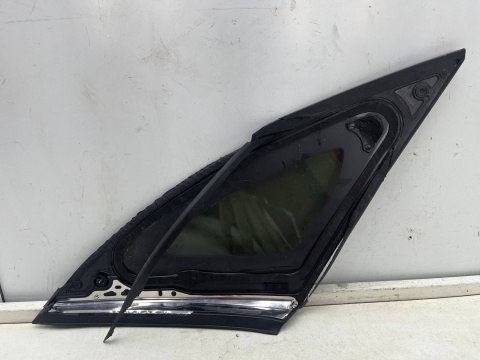 Szyba boczna Mazda CX-3 CX3 14-21r. trójkąt karoseryjna prawa tylna prawy tył oryginalna CIEMNA 