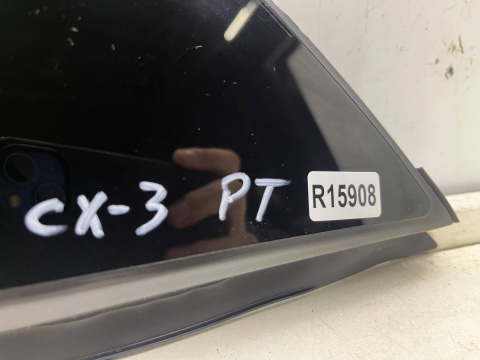 Szyba boczna Mazda CX-3 CX3 14-21r. trójkąt karoseryjna prawa tylna prawy tył oryginalna CIEMNA 