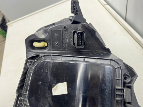 Lampa reflektor Citroen Jumpy III SpaceTourer Scudo III Vivaro C 16r.- Prawa przednia H7 H15 prawy przód 9808567680