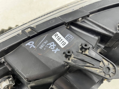 Lampa reflektor Mitsubishi ASX I Outlander Sport 10-19r. PRAWA przednia SOCZEWKA H11 HB3 Europa oryginal PRAWY przód