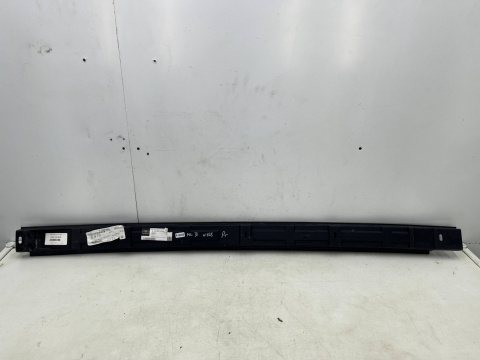 Nakładka progu Mercedes ML II w164 05-11r. NOWA PRAWA dolna podpora listwa stopnia progu ślizg a1646981030