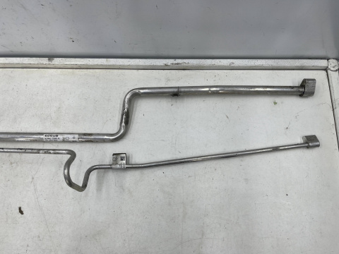 Rura Renault Trafic III Vivaro B Talento Primastar 14r.-przewód wąż klimatyzacji tylnej chłodnicy tył KPL 924621044r 924652085r