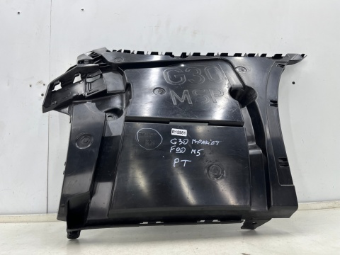 Ślizg BMW 5 G30 sedan M-pakiet M5 F90 17-20r. prawe tylne mocowanie wspornik uchwyt zderzaka prawy tył 8066722