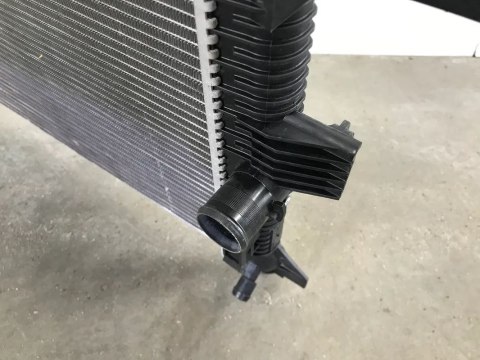 Chłodnica wody Ford C-max MK2 Focus MK3 Kuga MK2 Connect MK2 1.5 1.6 tdci 1.0 EcoBoost ORYGINALNA SZCZELNA BV61-8005-BD