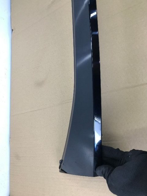 Listwa Hyundai Tucson 4 IV 20r.- blenda nakładka klapy bagażnika nad światłem 87311-N7000