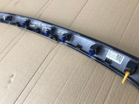 Listwa Hyundai Tucson 4 IV 20r.- blenda nakładka klapy bagażnika nad światłem 87311-N7000