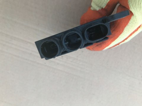 Moduł BMW F01 F02 F04 F07 F10 F11 10--17r. przekaźnik wentylatorów sterownik rozdzielacz prądu 9153418