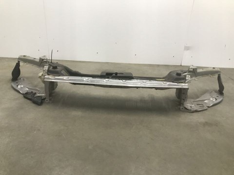 Pas przedni Volvo V50 S40 II 04-12r. wzmocnienie ramka okular reflektora oryginalne