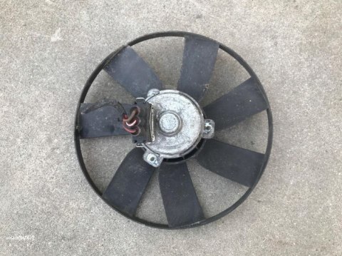 Wentylator chłodnicy VW Golf III 91-03r. wiatrak
