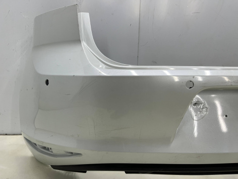 Zderzak tylny VW Golf VII 7 12-17r. Przedlift Hatchback HB tył 4XPDC 5G6807421