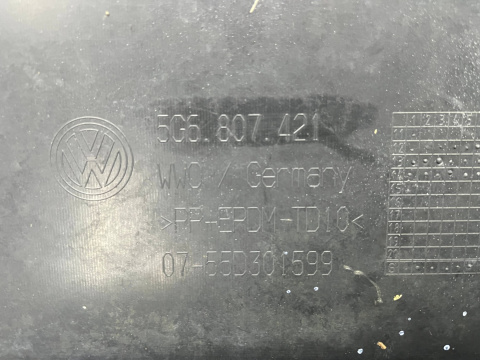 Zderzak tylny VW Golf VII 7 12-17r. Przedlift Hatchback HB tył 4XPDC 5G6807421